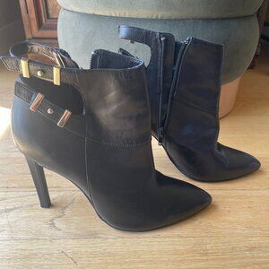 Guess Genuine Leather Black Pointy Toe Stiletto Booties